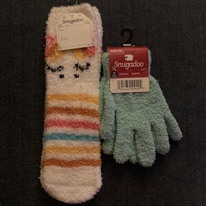 Snugadoo Kids or Woman Cozy Mittens and Socks Set - Multicolor 2 pieces